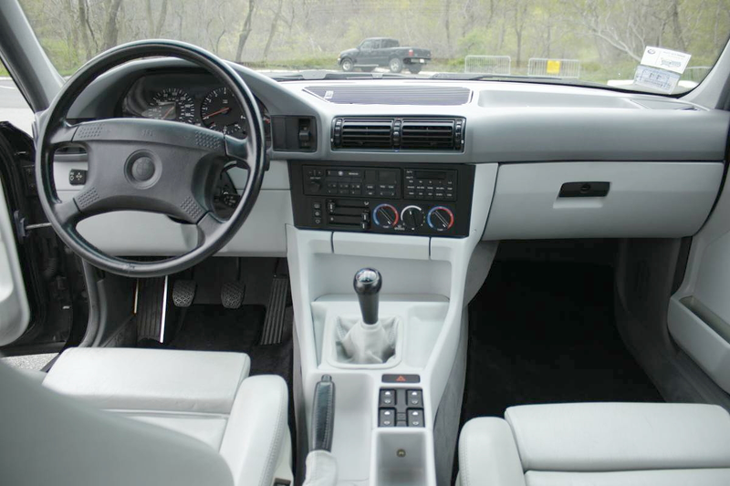 Illustration for article titled For $18,900, You Could Add This 1991 BMW M5 To Your Family